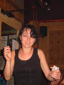 103-0347_IMG-01