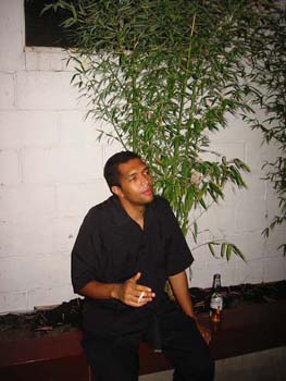 108-0877_IMG-01